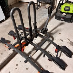 BELL Right Up 3-Bicycle Hitch Rack