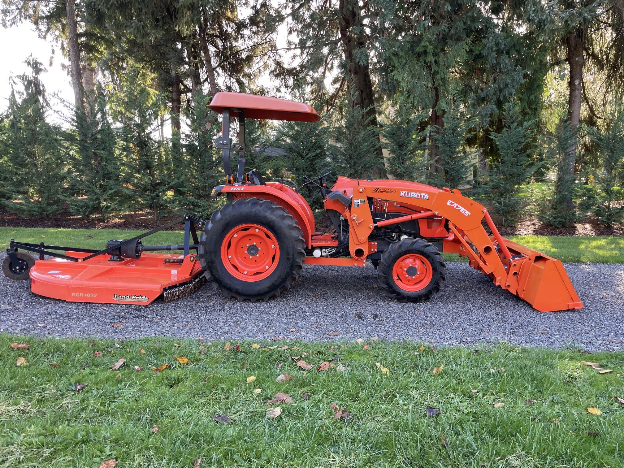2015 Kubota L4701 Tractor 47HP Loader, Brush Hog 341 Hours for Sale