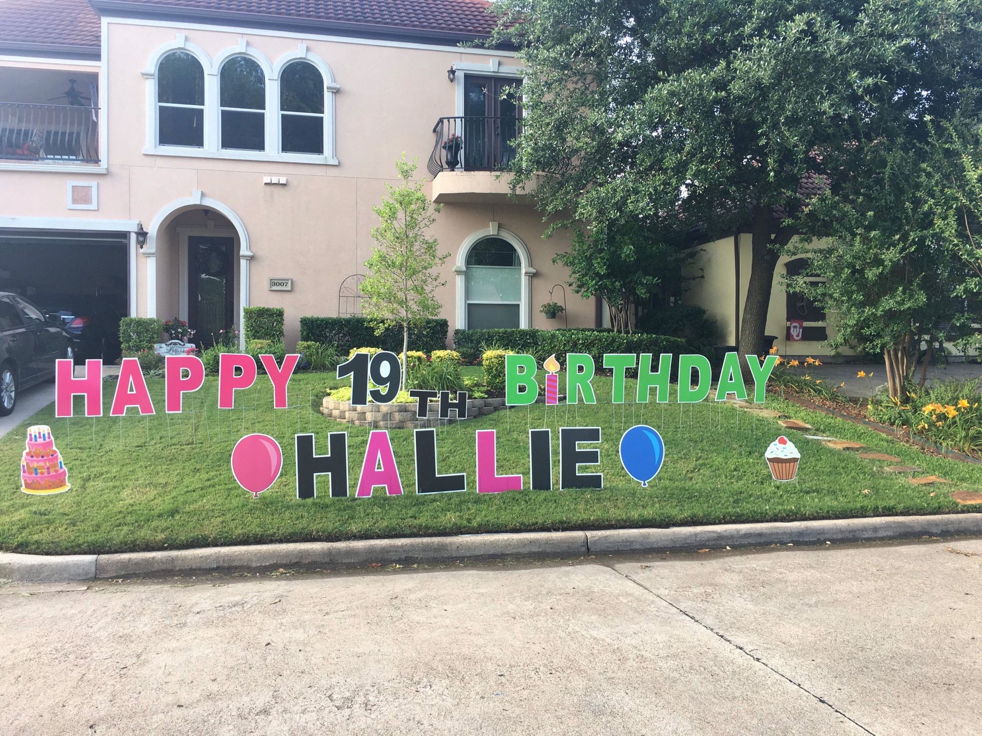 Greeting yard signs (letters) birthday day party