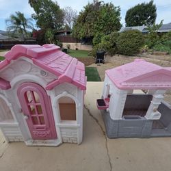 2 Playhouses/ Casas de Juego