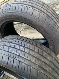 225/50/18 Tire