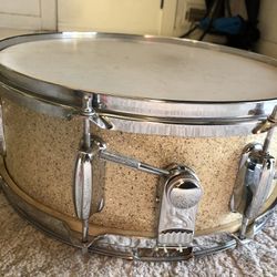 Vintage Classic Snare Drum