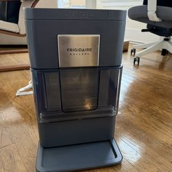 Frigidaire Gallery Nugget Ice Maker