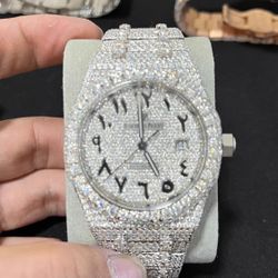 Moisnitite Vvs Watch 