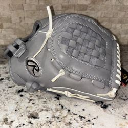 NEW w/tags 12.5” Rawlings Gold Glove Elite Softball Fastpitch GGEFP125BG RHT