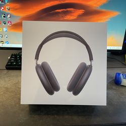 Apple AirPods Max Space Gray New in Box