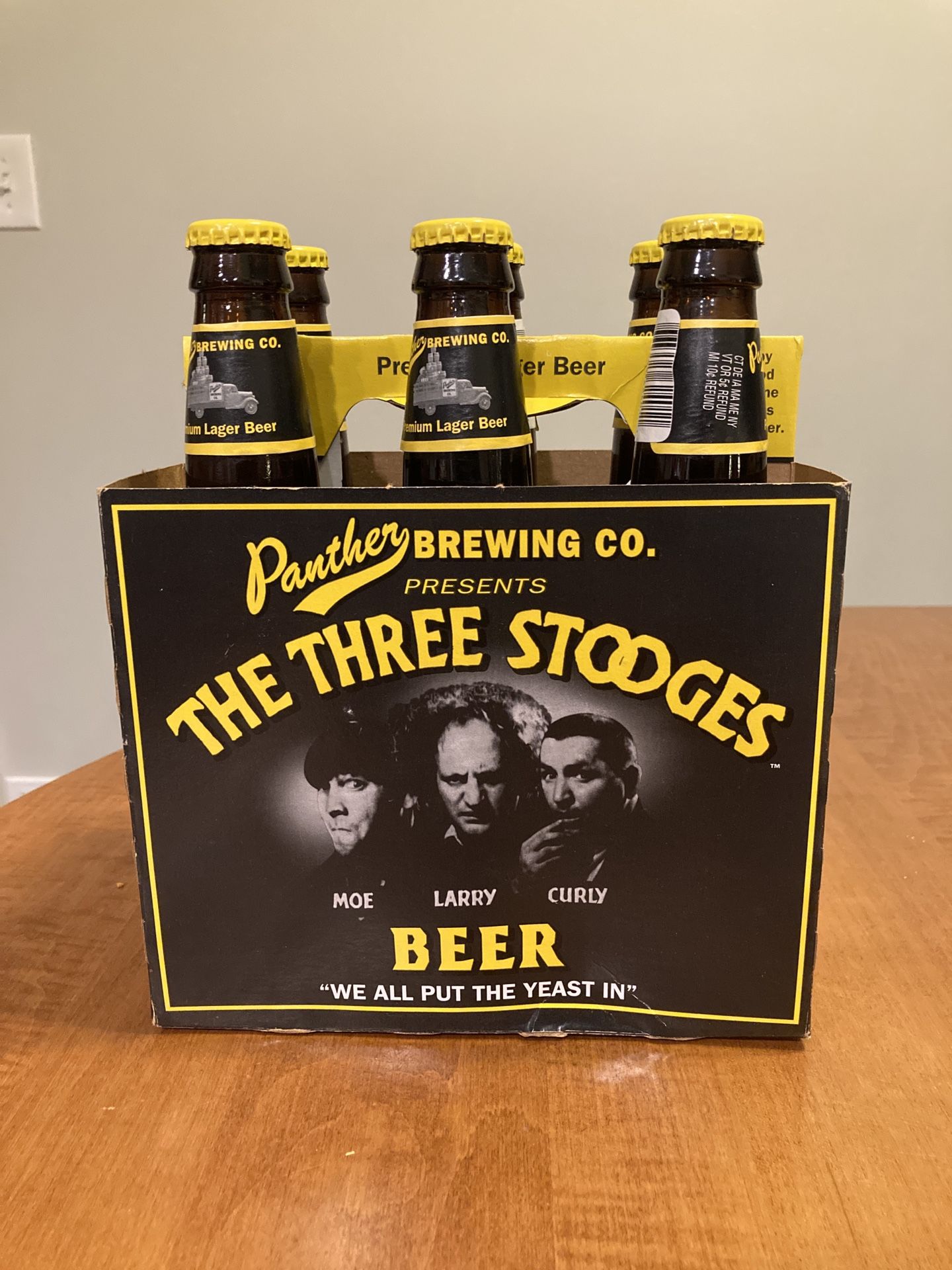 Three Stooges Beer 6 Pack
