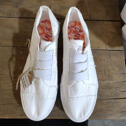 NEW White Blowfish Canvas Shoes Size 8