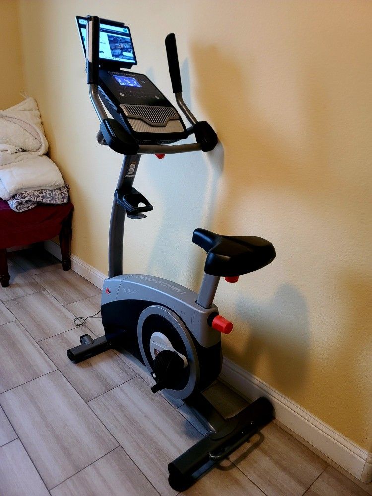 Proform Recumbent Bike 