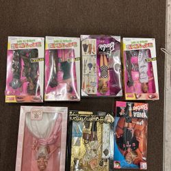 Barbies 