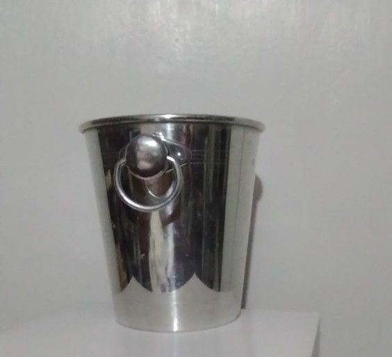 VINTAGE CHAMPAGNE COOLER ICE BUCKET - MADE IN FRANCE 8"