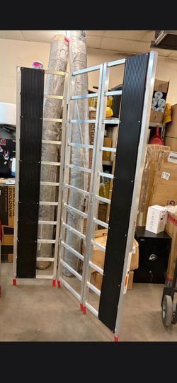 Garvee 85" x 54" Snowmobile Loading Ramp with Ski Guides for Motorcycle.
Aluminum Tri-Fold Loading Ramp, 1500 LBS Capacity Foldable Ramp with Straps f