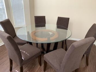 Glass xl round Dining table w six chairs