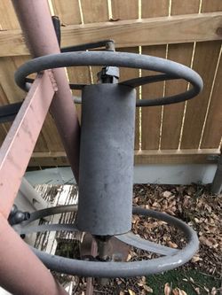 Rolled pipe reel
