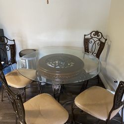 Dining Or Kitchen Table With 4 Chairs 