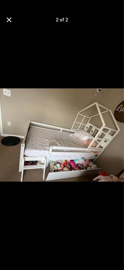 Free toddler bed