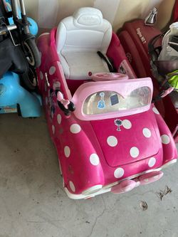 Mini mouse car for kids