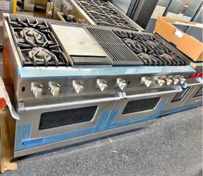 Stainless Steel Viking professional 60” Gas Range • Griddle/Grill•