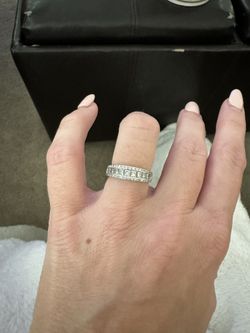 Right Hand Diamond Band