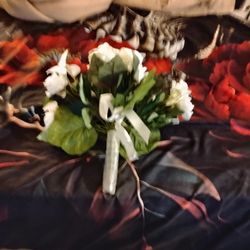 White Bouquets 