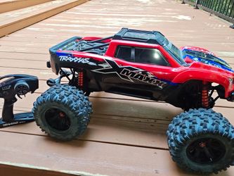 Traxass Xmaxx 8s