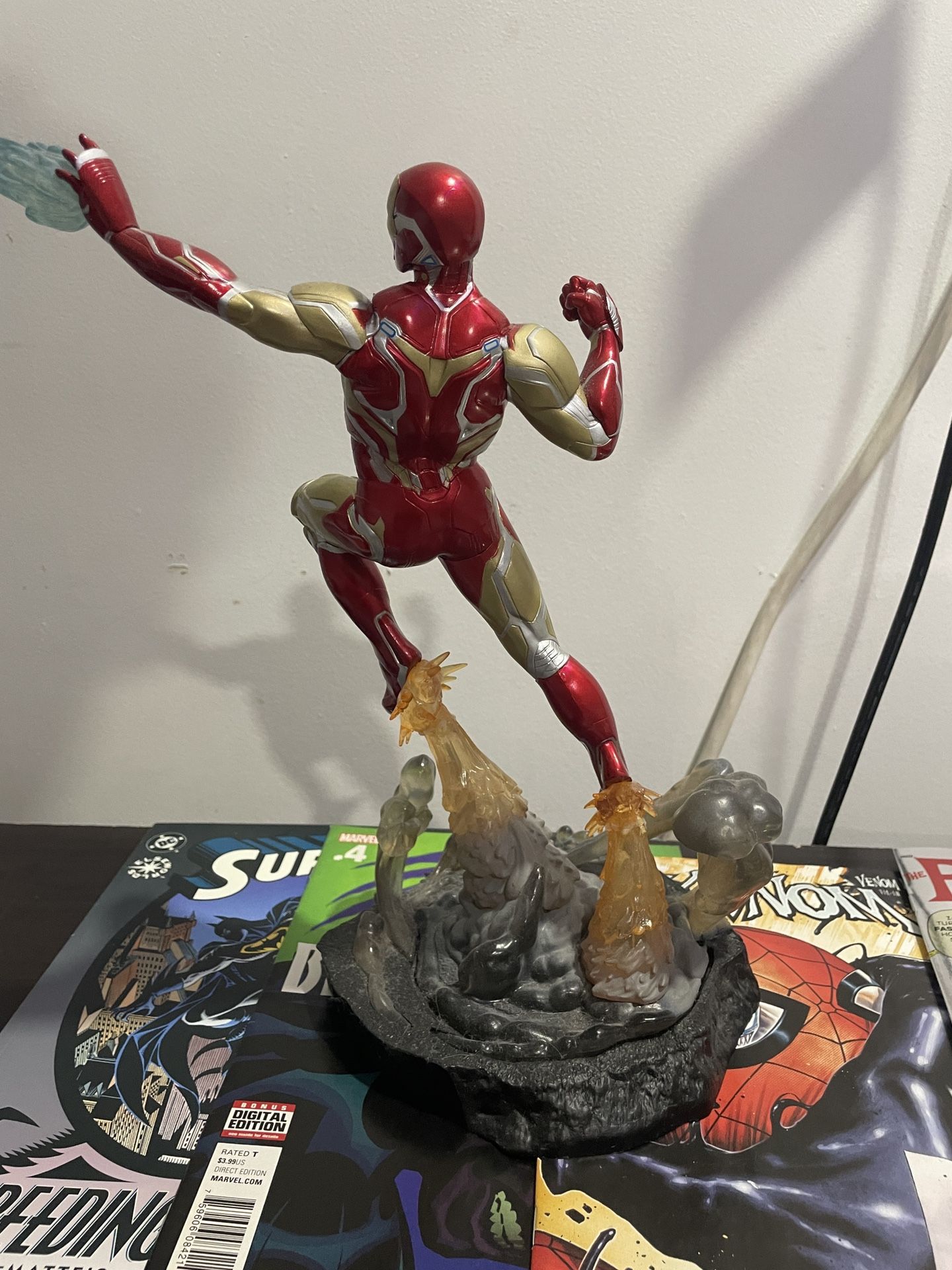 Iron Man Statue 