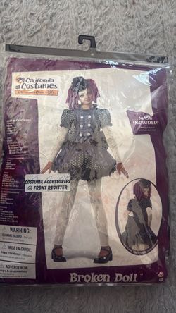 Costume
