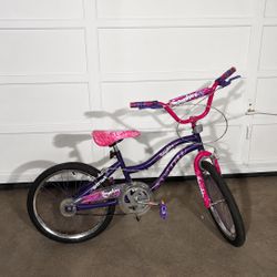 20” Avigo Sapphire Girls Bike – Excellent Condition