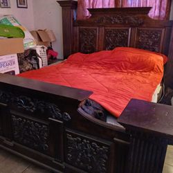 King Frame Antique Real Wood. 