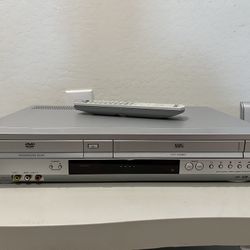 Sony DVD / VCR VHS Combo Player W/ Remote & A/V Cable -Model # SLV-D370P