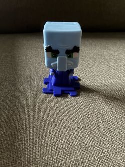 Blue Block-Head Squid Toy Figure