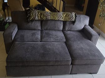 L-Shape Sofa- Converts to Sofa Bed