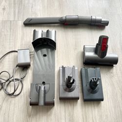 Dyson V8 Absolute Vacuum Parts & Batteries