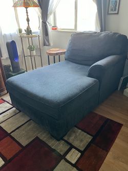 Lounge chair