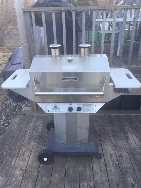 Holland Grill Legacy stainless steel grill
