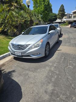 Hyundai Sonata 2011