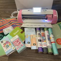 Cricut Expression 2 with all accessories
