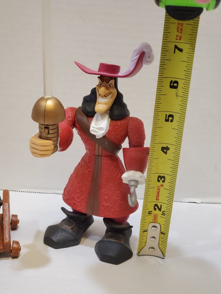 Disney Adventures Peter Pan Captain Hook 6.5 Posable Action Figure for  Sale in El Paso, TX - OfferUp