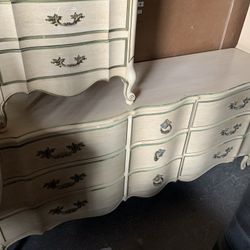 Set 4 Pieces 