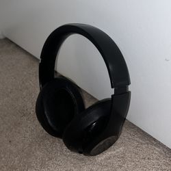 Beats Studio Pro Wireless Headphones — Black