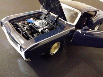 1:18 Scale Ford Torino