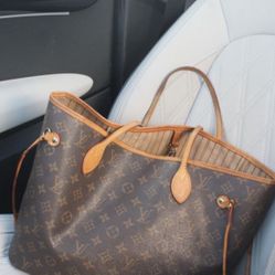 Louis Vuitton Monogram Never full 