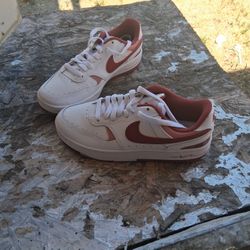 Women Nikes 