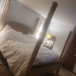 Cali King Bed Set 