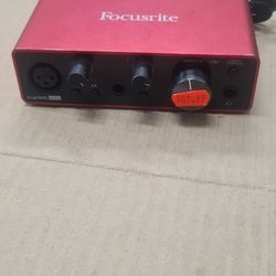 Focusrite Scarlett Solo 3rd Gen USB Audio Interface for Guitarists, Vocalists, Podcasters