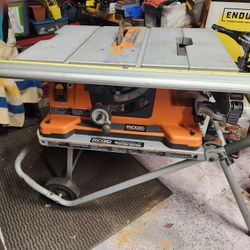 RIDGID 10" H.D. Table Saw With Stand TS2400 $279