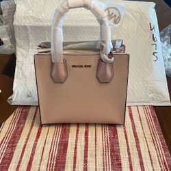 Michael Kors Cross Body Bag