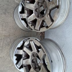 17 Inch Factory Toyota Rims 