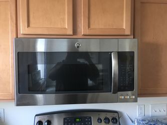 GE Over range 1.9 cu. ft. Microwave