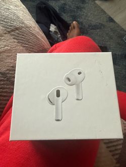 Apple AirPods Pro In-Ear Wireless Earbuds